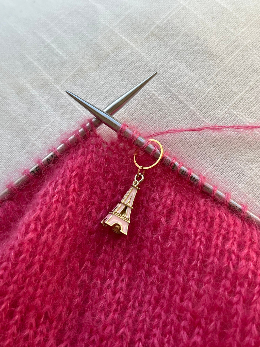 Eiffel Tower Pink